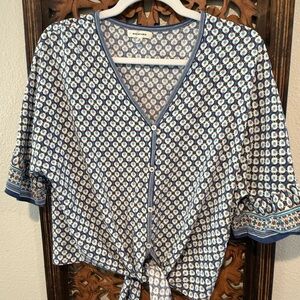 Max Studio Navy and White Patterned Blouse